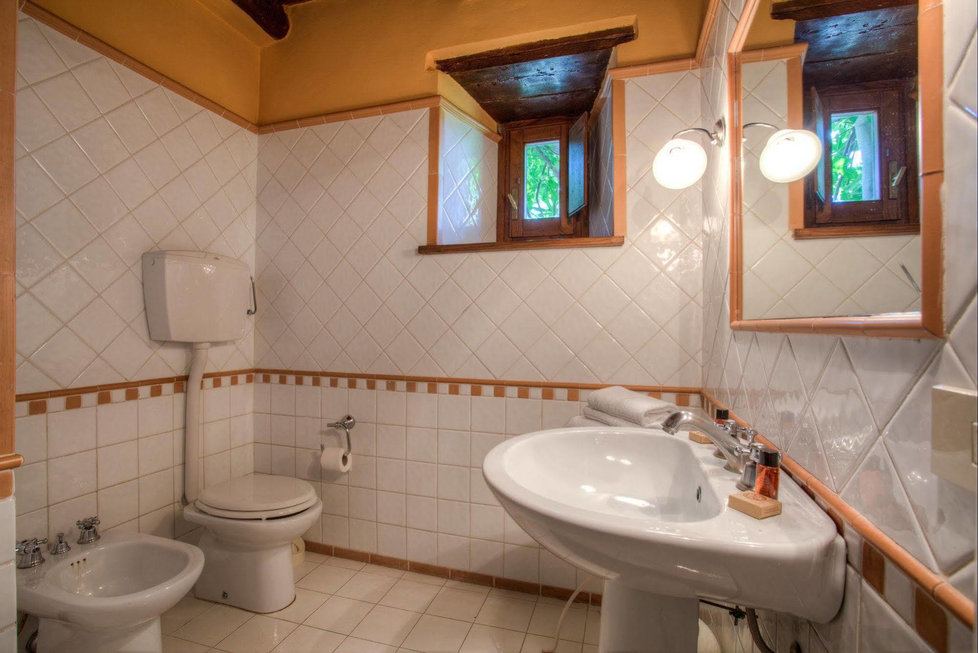 Borgo Corsignano Guest House Poppi Exterior photo